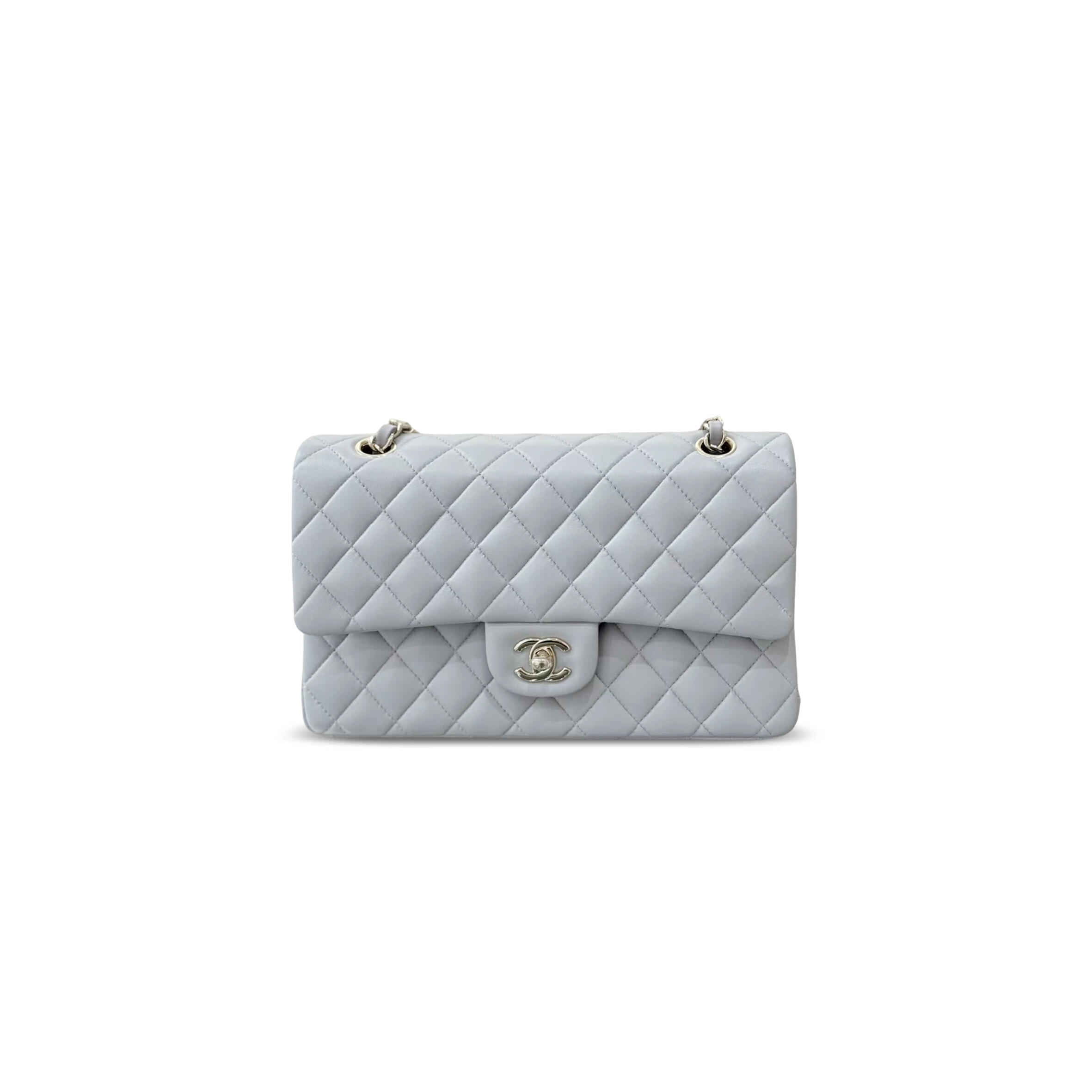CHANEL MEDIUM CLASSIC FLAP LIGHT GRAY AS1112 (25*15.5*6.5cm)
